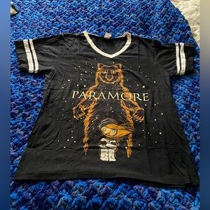 Paramore Bear & Girl Ringer graphic tee | L